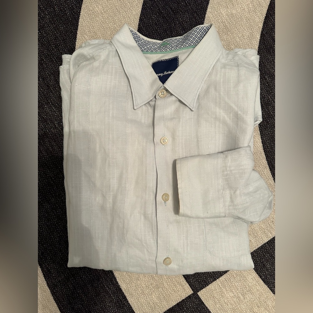 Tommy Bahama Men’s Button Down Linen/Cotton Shirt in Pale Blue